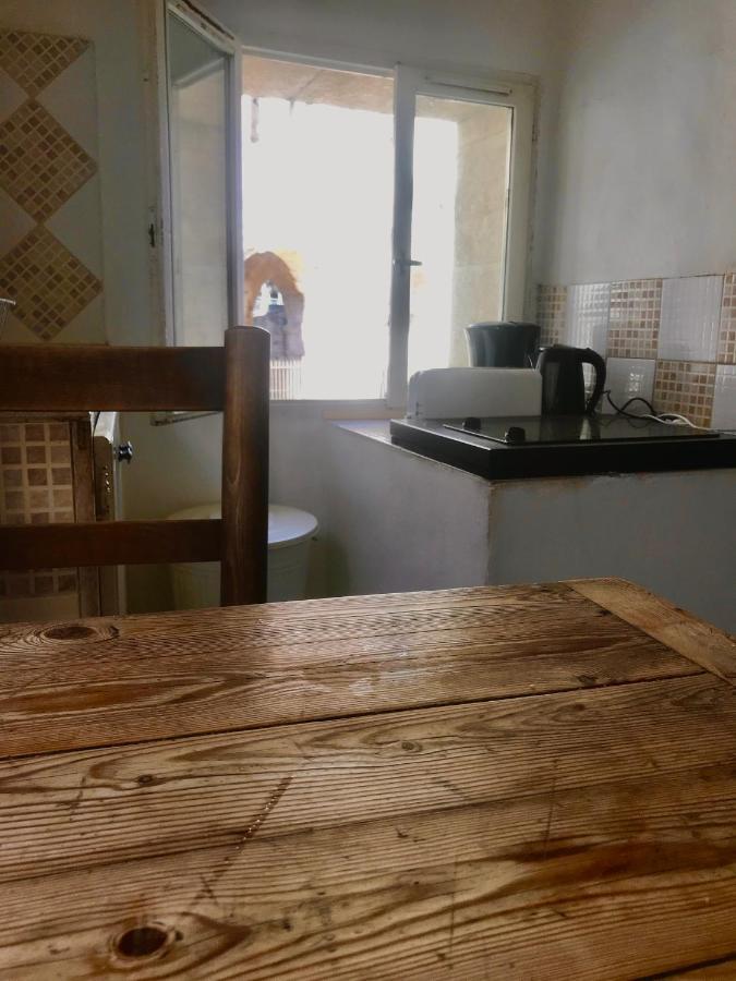 Réveil vue sur les Arènes Apartamento Arlés Exterior foto